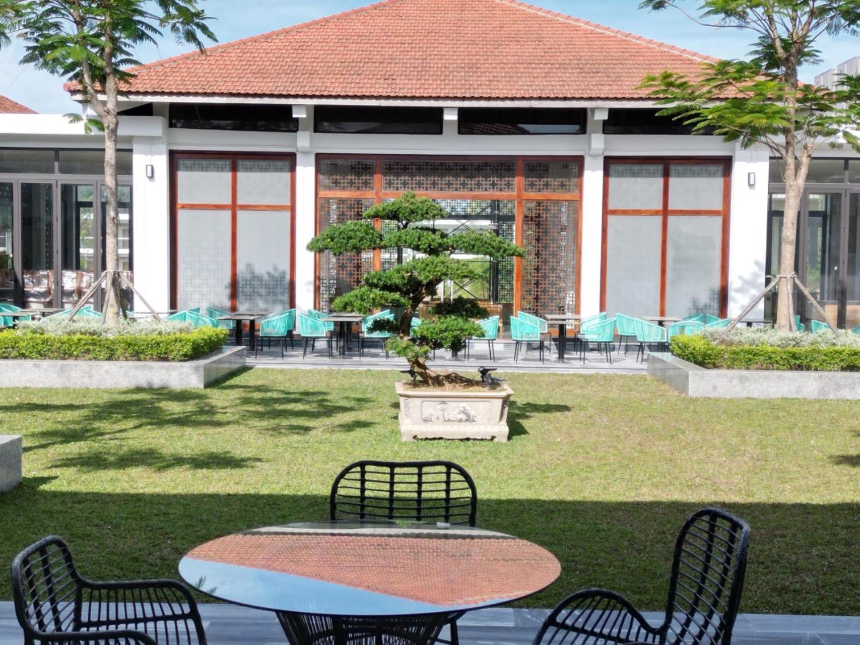 Sbh Gloria Hue Exterior foto